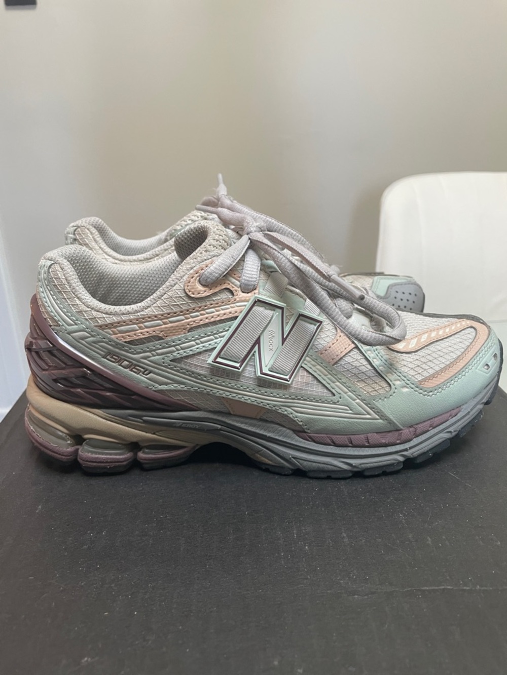 New Balance 1906 Utility Women's 5.5